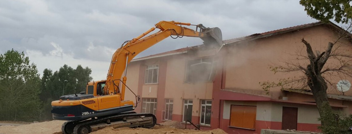 KERWES’TE DEVLETİN YIKTIĞI OKULUMUZ