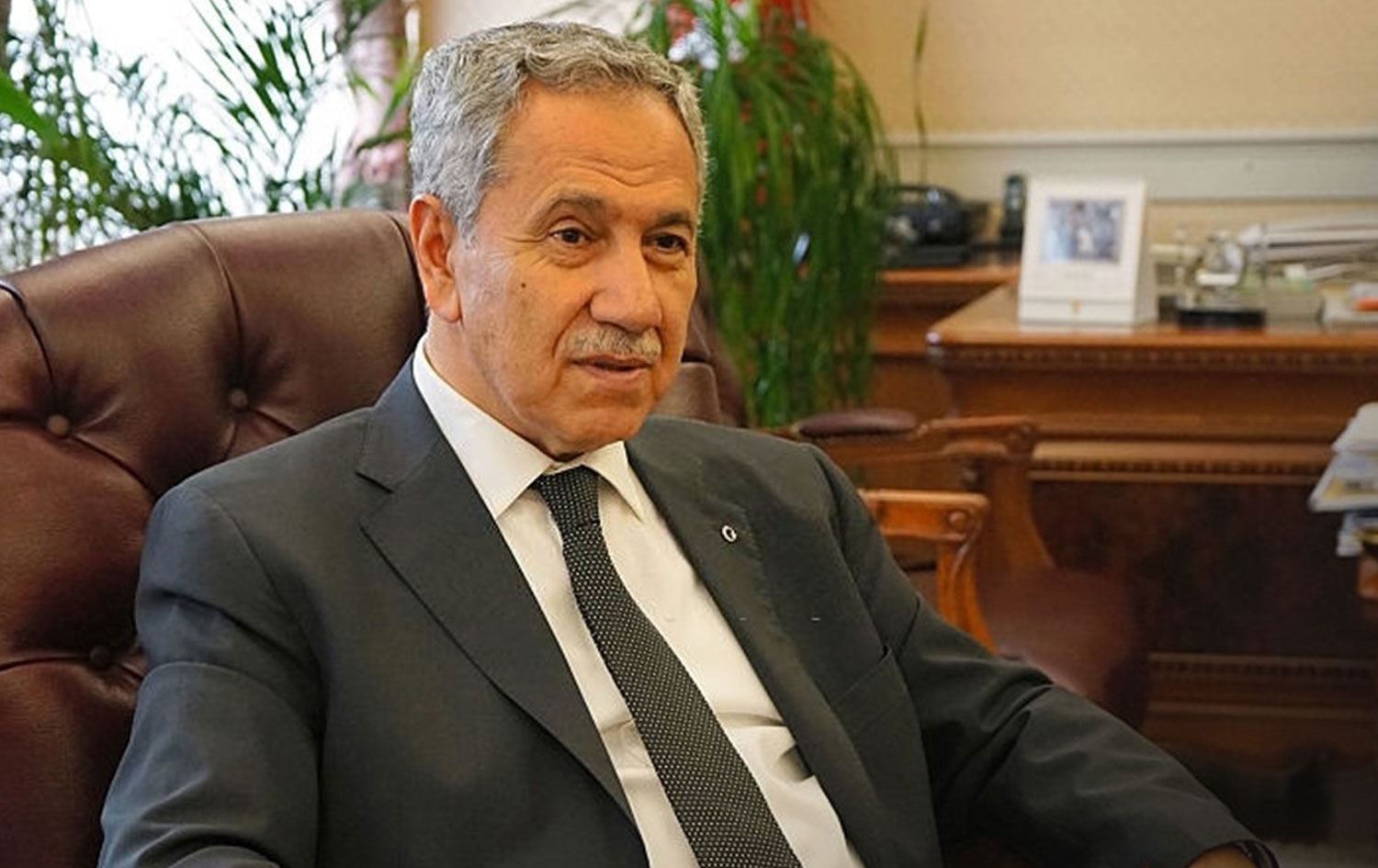 BÜLENT ARINÇ SÖZLERİNİZE DİKKAT EDİN